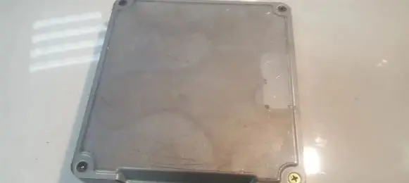 Mazda 323 F Engine control unit/module