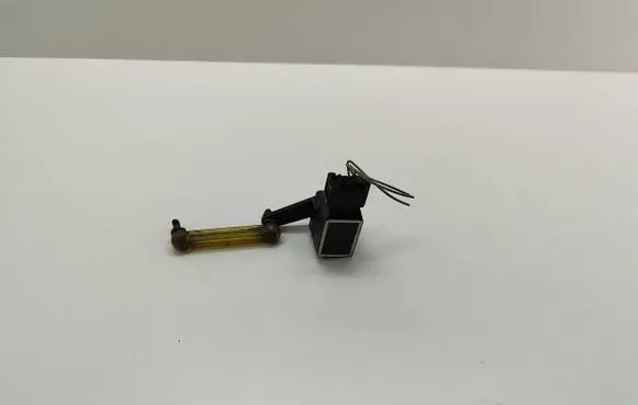 Headlight/headlamp level sensor