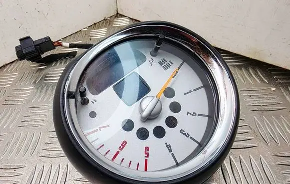 Mini One - Cooper Coupe R56 Tachometer 9306262
