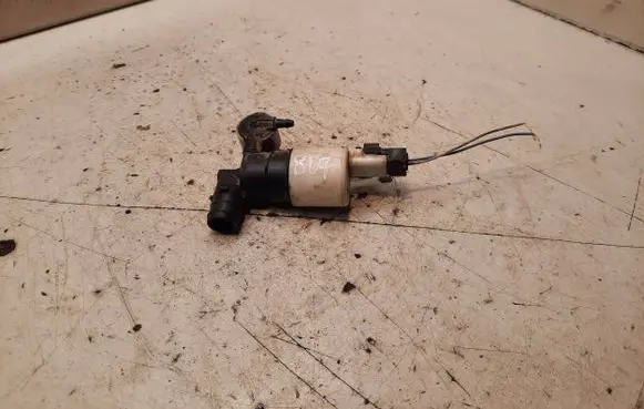 Peugeot 807 Windscreen/windshield washer pump