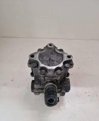 Audi A4 S4 B7 8E 8H Power steering pump 8E0145166N
