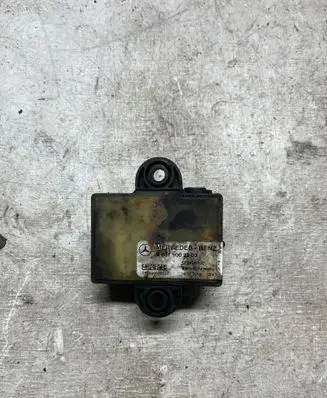 Mercedes-Benz E W212 Glow plug pre-heat relay A6519002303 1403000592220