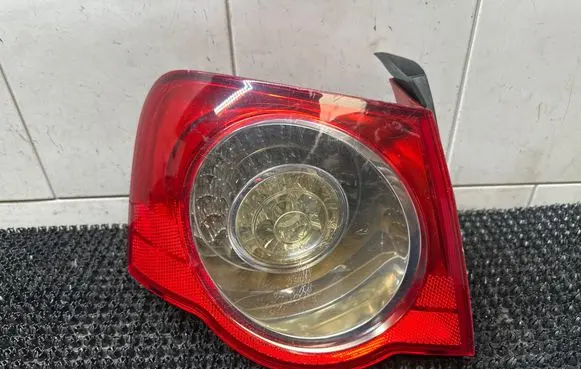 Volkswagen PASSAT B6 Rear/tail lights 3C5945095H