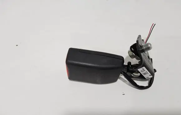 Mazda 2 Rear seatbelt buckle DA6A