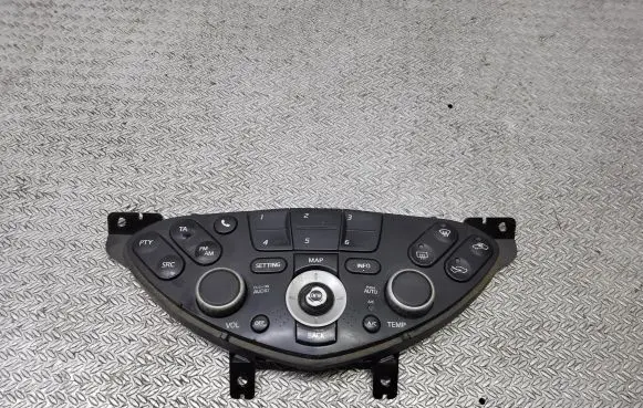 Nissan Primera Climate control unit 28395AV620