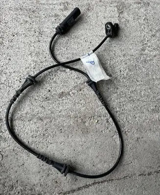 BMW X5 G05 ABS brake wheel speed sensor 6895655