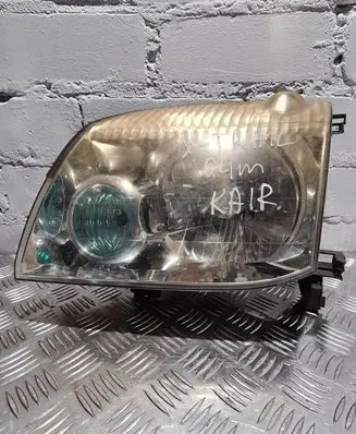 Nissan X-Trail T30 Headlight/headlamp