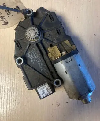 Volvo S80 Sunroof motor/actuator 4N51F53608AD 4n51f53508ad