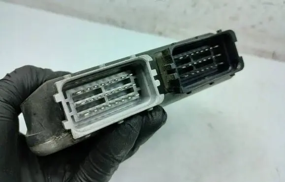 Volkswagen Golf IV LP gas control unit module 67R-013787