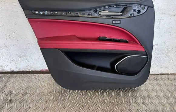 Alfa Romeo Stelvio Front door card panel trim 01561504680