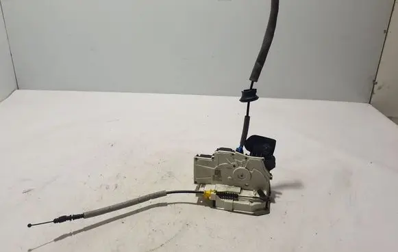 Audi A7 S7 4K8 Rear door lock 4K0839015Q