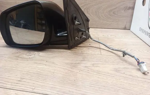 Nissan Murano Z50 Front door electric wing mirror E4012286 8233 E4022286