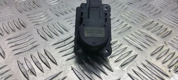 Peugeot 4007 Air flap motor/actuator CSA512T010 VHB3030005A