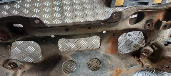 Subaru Impreza III Front subframe