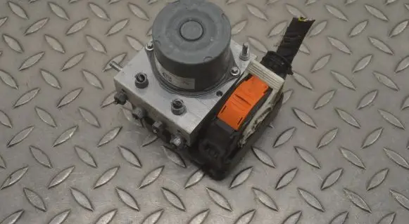 Peugeot 3008 II ABS Pump 9845080780 9827551180