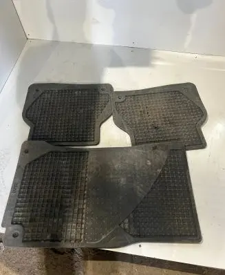 BMW 5 E39 Car floor mat set 9405716 120120WEG0