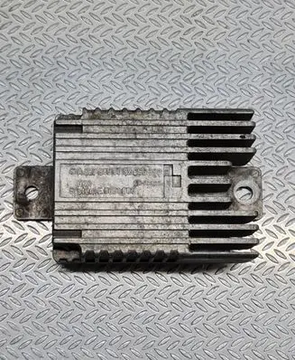 Mercedes-Benz A W168 Coolant fan relay A0275458032 E5001004 32ESG300