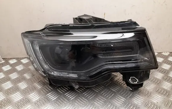 Jeep Grand Cherokee Headlight/headlamp 68266650AB