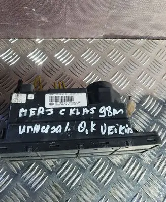 Mercedes-Benz C W202 Central locking vacuum pump 2108001548 00782827