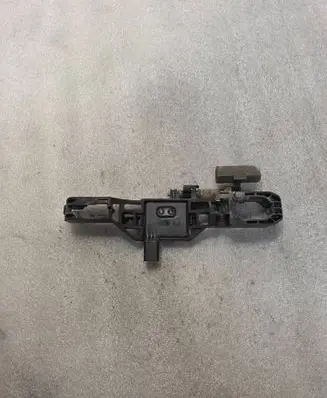 Front door exterior handle/bracket