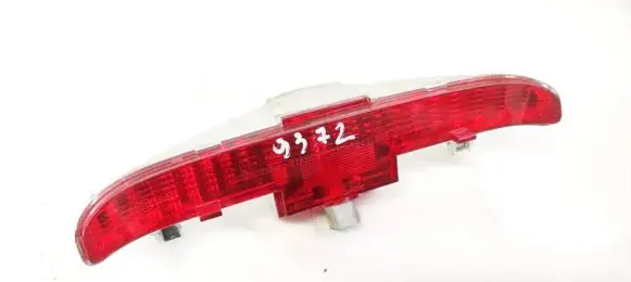 Honda Civic Third/center stoplight 0509243 050-9243