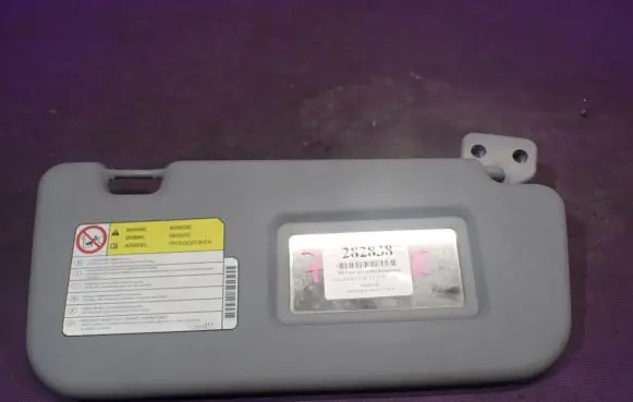 Mitsubishi Colt CZ3 Sun visor