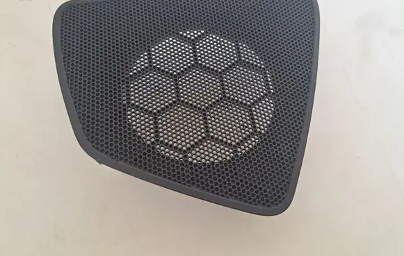 Side speaker trim/cover