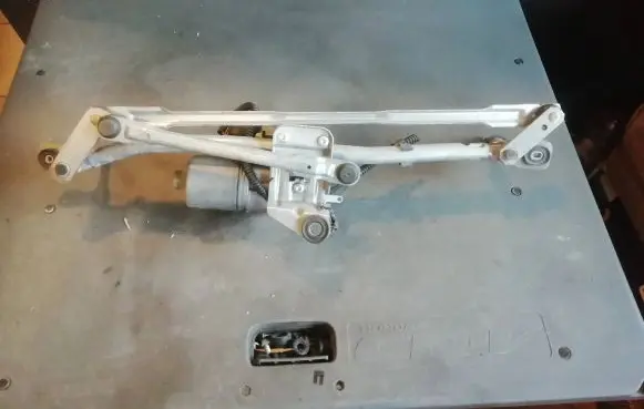 Audi Q5 SQ5 Front wiper linkage and motor 8R1955023D 1397220680 3397021187
