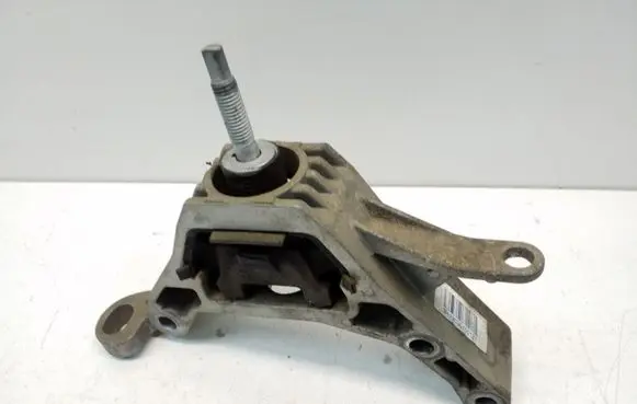 Fiat Punto (188) Engine mount bracket