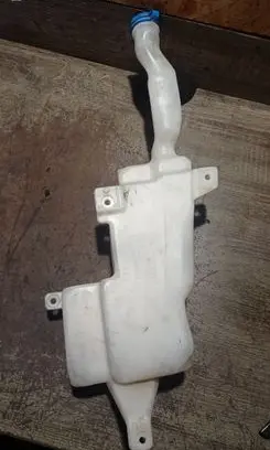 Fiat Sedici Windshield washer fluid reservoir/tank 3840079J