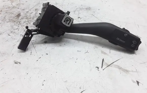 Seat Altea XL Wiper control stalk 1K0953519A