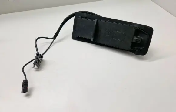 BMW 4 F32 F33 Wireless charging module 9207339