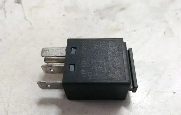 Volkswagen Sharan Other relay 7M0951253C