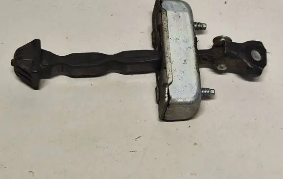 Lexus RX 330 - 350 - 400H Front door check strap stopper 