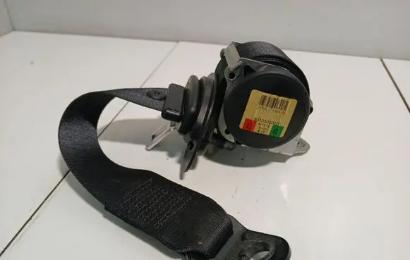 Mini One - Cooper R57 Rear seatbelt 601030000D