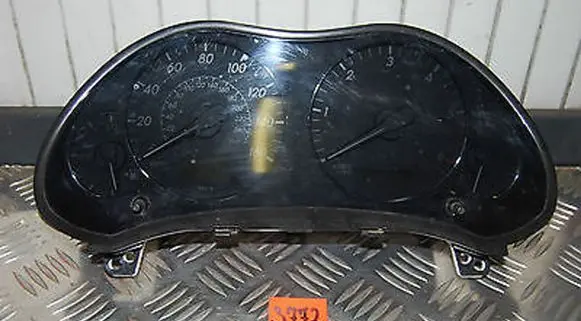 Toyota Avensis T250 Speedometer (instrument cluster) 8380005640H
