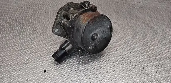 Vacuum pump