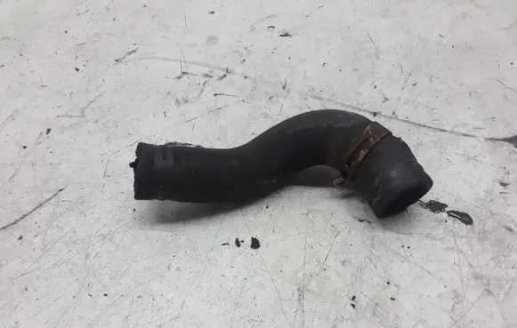 Ford Mondeo Mk III Engine coolant pipe/hose