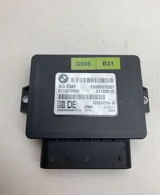 BMW 5 F10 F11 Hand brake control module 23122010
