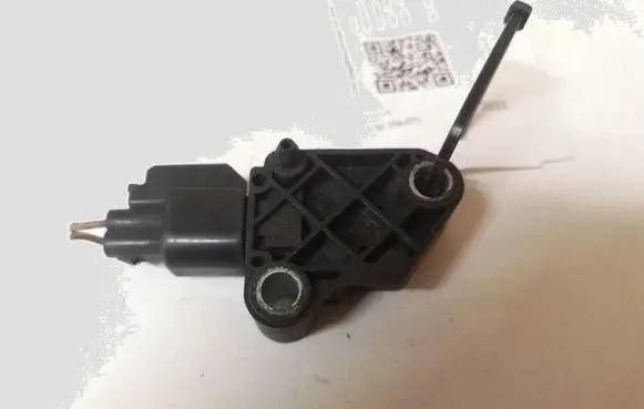 Volvo V50 Airbag deployment crash/impact sensor 8651200 MRSA5 8839A6