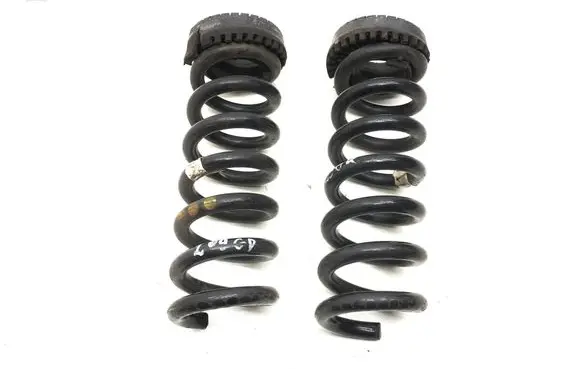 Maserati Ghibli Rear coil spring 067000593