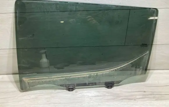 Nissan Micra K14 Rear door window glass