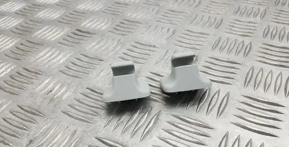 Sun visor clip/hook/bracket
