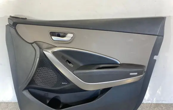 Hyundai Grand Santa Fe NC Front door card panel trim