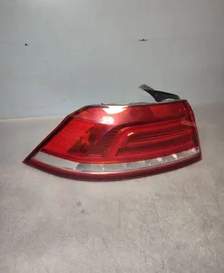 Volkswagen PASSAT B8 Rear/tail lights 3G5945311