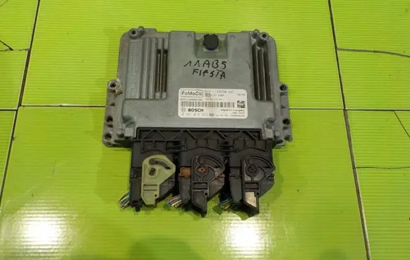 Ford Fiesta Engine control unit/module BV2112A650AAE 11AB5