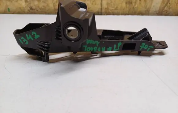 Volkswagen Touran III Fender mounting bracket 5TA807183 5TA807049