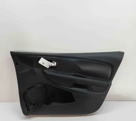 Renault Clio IV Front door card panel trim 809000037R