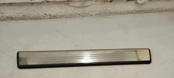 Mercedes-Benz SL R231 Front sill trim cover A2316800135 A2316800235