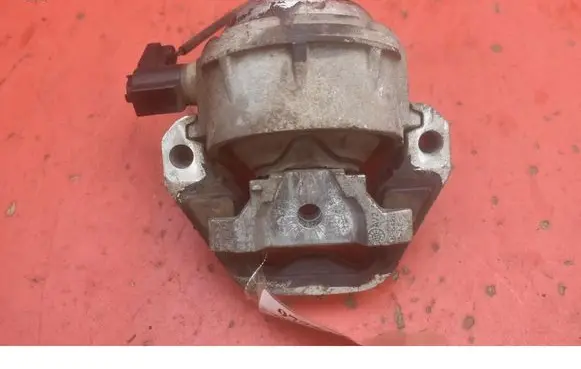 Audi A6 Allroad C7 Engine mount vacuum valve 